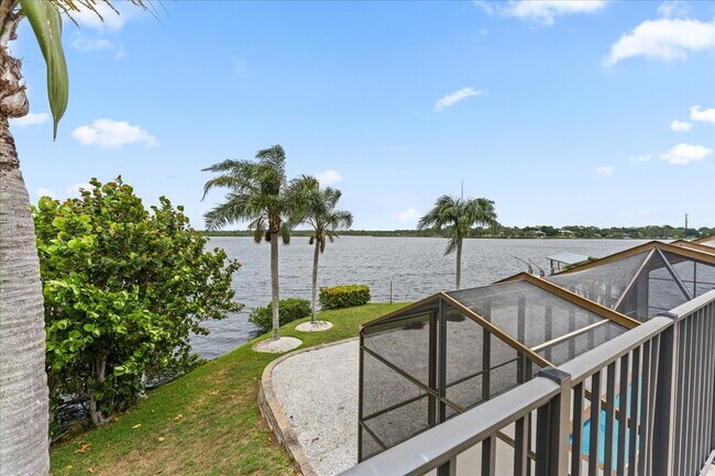 Building Photo - RENT THIS EXTRAORDINARY WATERFRONT HOME