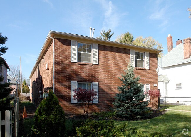 Building Photo - 247 S 18th St