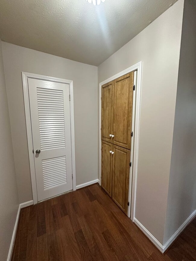 Building Photo - Secluded 3BR/2BA Home in Heflin – Lawncare...