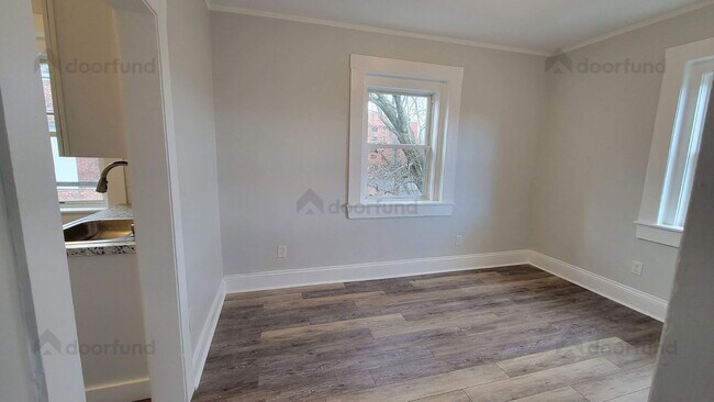 Building Photo - 3A  Clement St