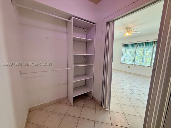 Building Photo - 10178 Collins Ave