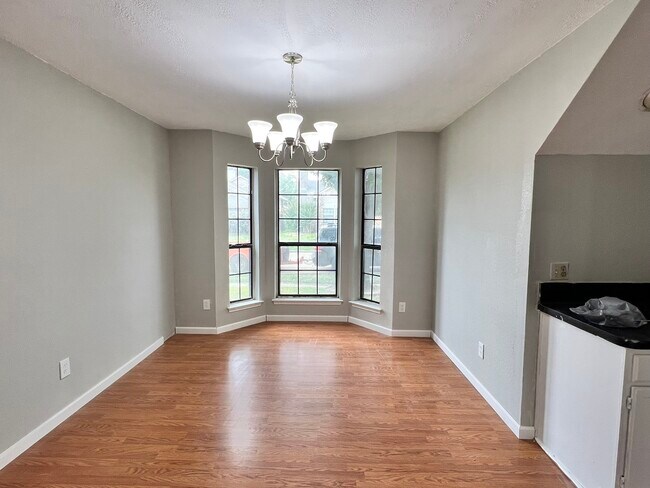 Building Photo - 1626 Hancock Dr