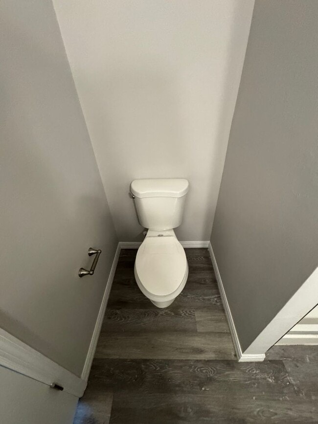 Building Photo - 1153 Oceanic Rd