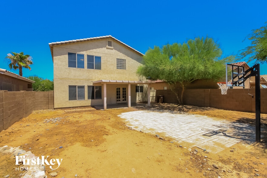 Building Photo - 751 E Drifter Pl