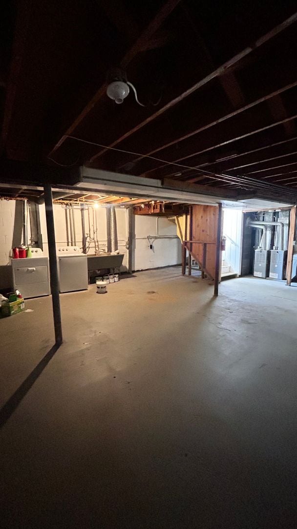 Building Photo - 5747 N 93rd St