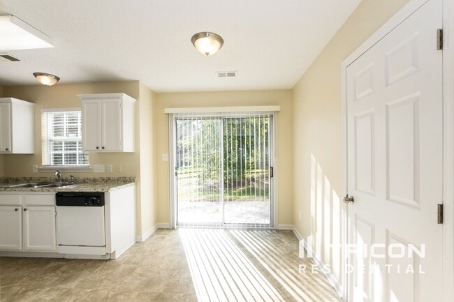 Building Photo - 1607 Bear Brook Dr