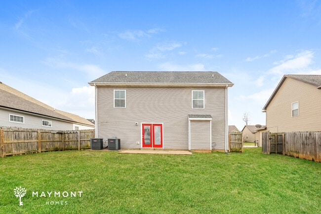 Building Photo - 521 Sourwood Dr