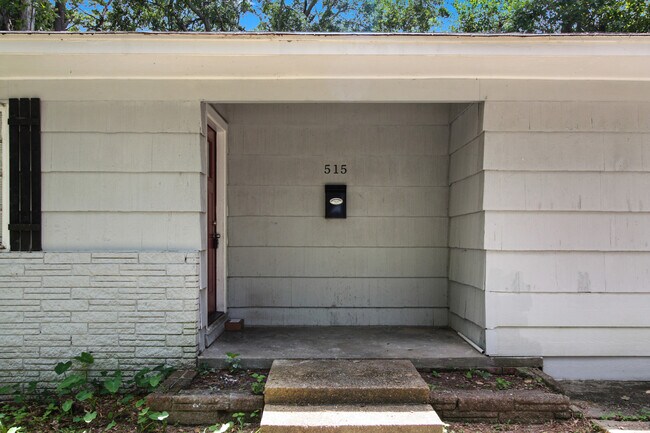 Building Photo - 515 Woodward Ave