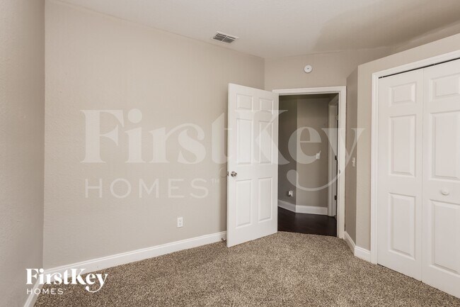 Building Photo - 1553 S Cranberry Blvd