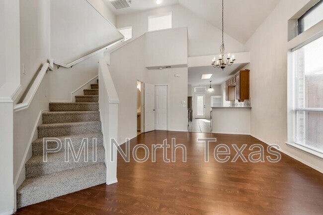 Building Photo - 11531 Chaucer Dr