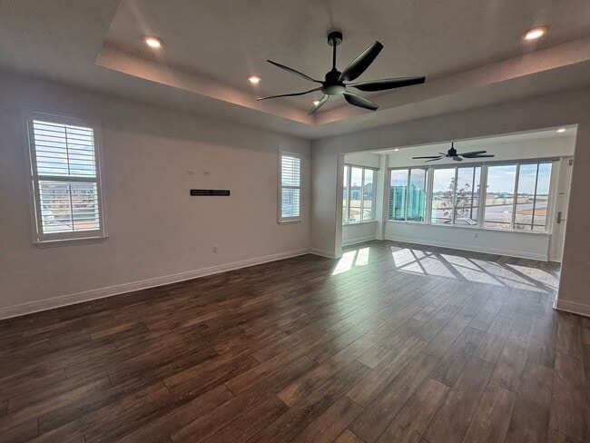 Building Photo - The best of the best in On Top of The World