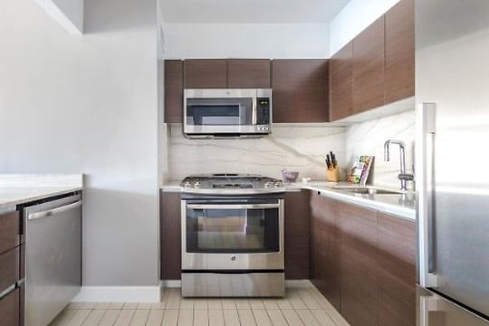 Primary Photo - 123 E 47th St