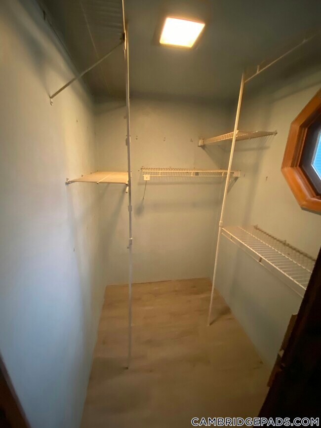 Building Photo - 161 Otis St