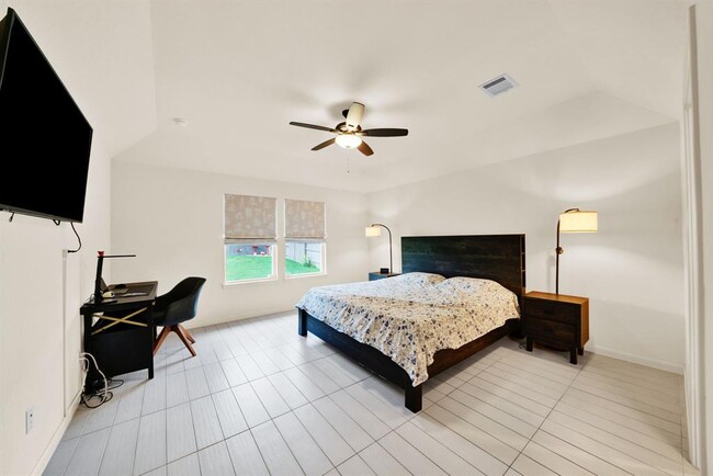 Building Photo - 2503 Hagerman Ct