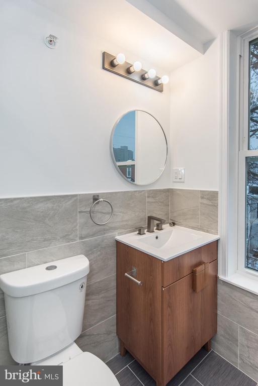 Building Photo - 315 N Preston St