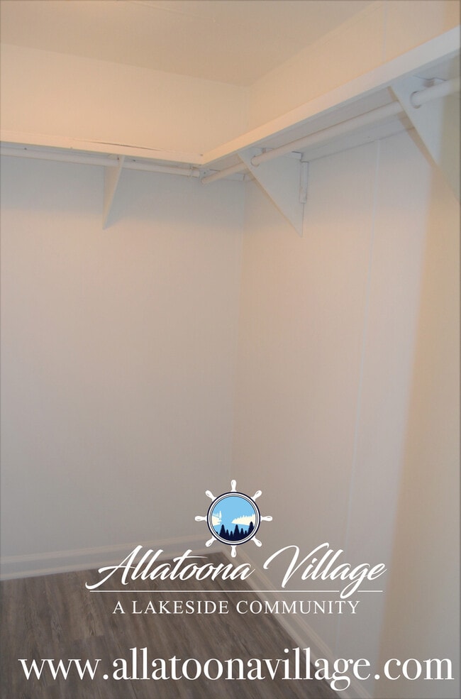 Building Photo - Lake Access and 1 mile to Downtown Acworth! Renovated 3BR/2Bth Pet Friendly