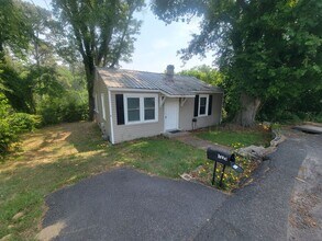 Building Photo - Rose Hill - Aiken County