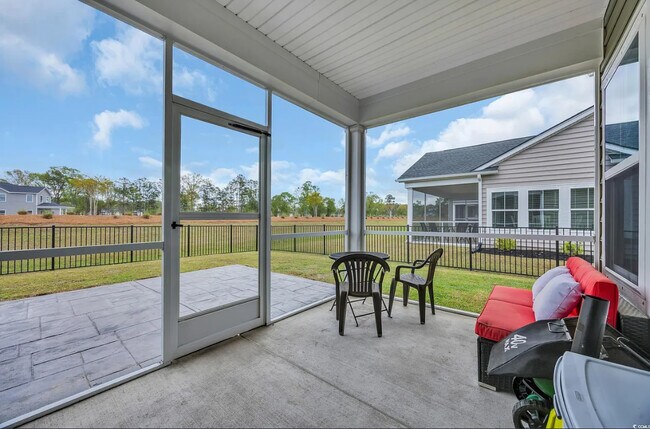 Building Photo - 4105 Da Vinci Dr