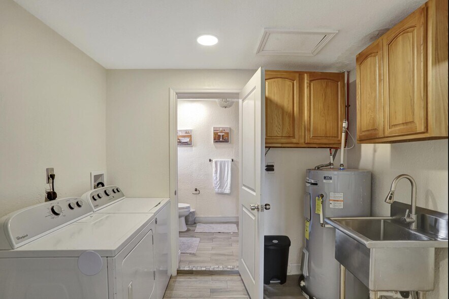 Building Photo - 1507 S Parramore Ave