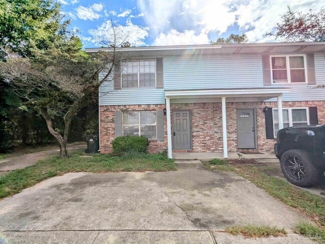 Primary Photo - 6220 Lanier Dr