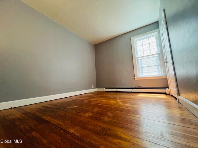 Building Photo - 57 S Main Ave