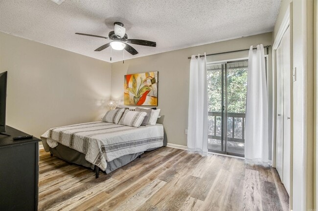 Building Photo - 101 Pine Forest Dr