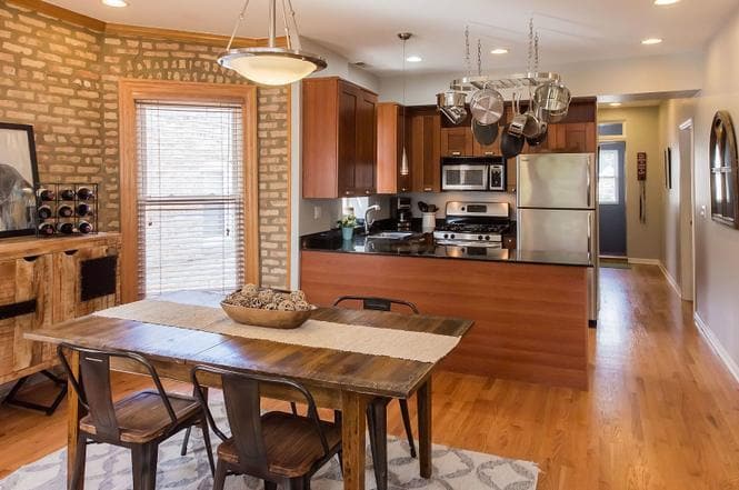 dining room - 3436 N Ridgeway Ave