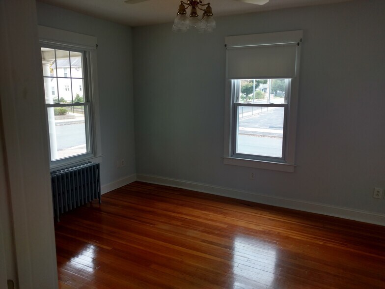 Building Photo - 134 N Orchard St