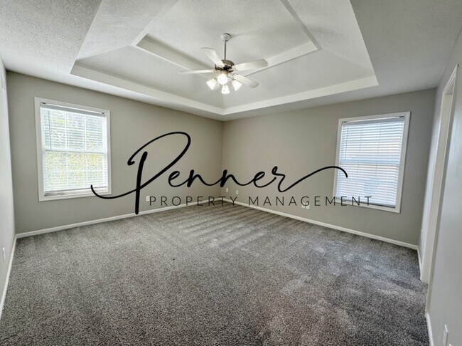 Building Photo - 2207 Cherokee Dr