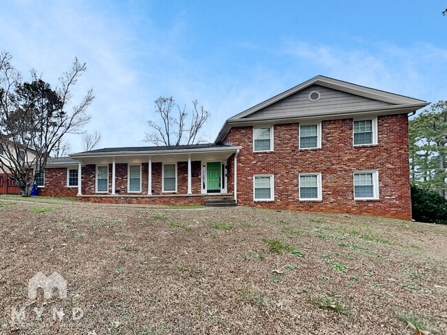 Building Photo - 1688 Knob Hill Ct NE