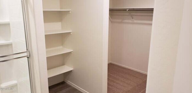 Building Photo - 1556 Demain Dr