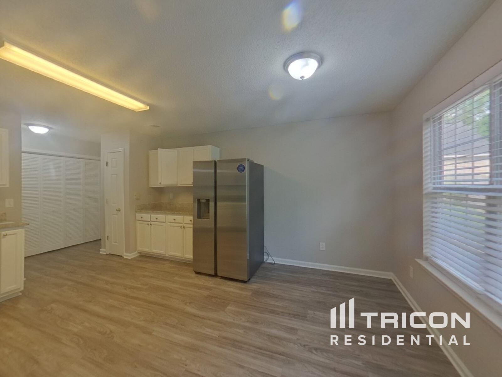 Building Photo - 1005 Aderley Oak Dr