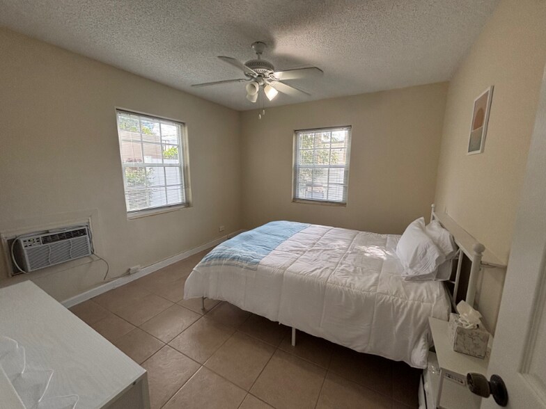 Building Photo - 224 Conniston Rd