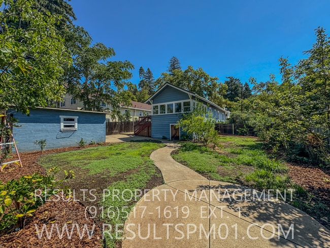 Building Photo - Charming Home in Auburn Coming Soon!