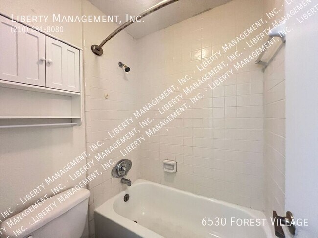 Building Photo - 6530 Forest Village