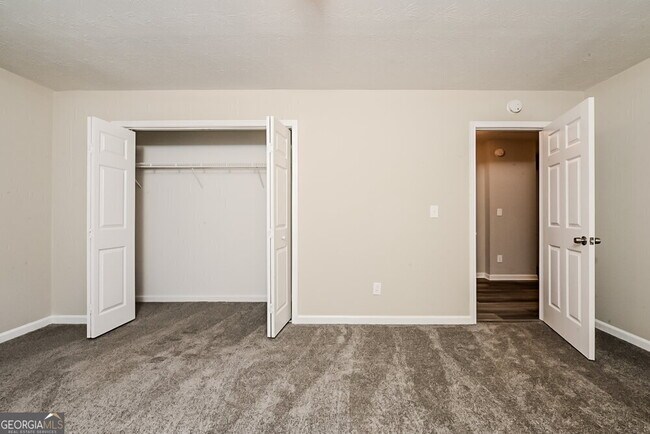 Building Photo - 1325 Carney Ct