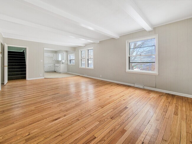 Building Photo - 3129 14th Ave