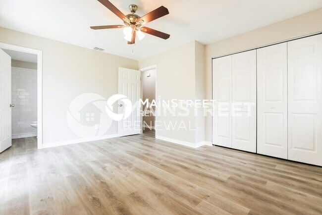 Building Photo - 3 Bedroom Pet-Friendly Home in PORT CHARLOTTE, FL with Main Street Renewal