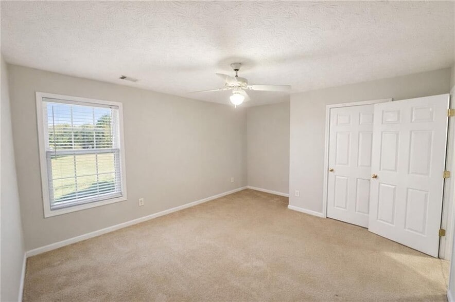 Building Photo - 3075 Kentmere Dr