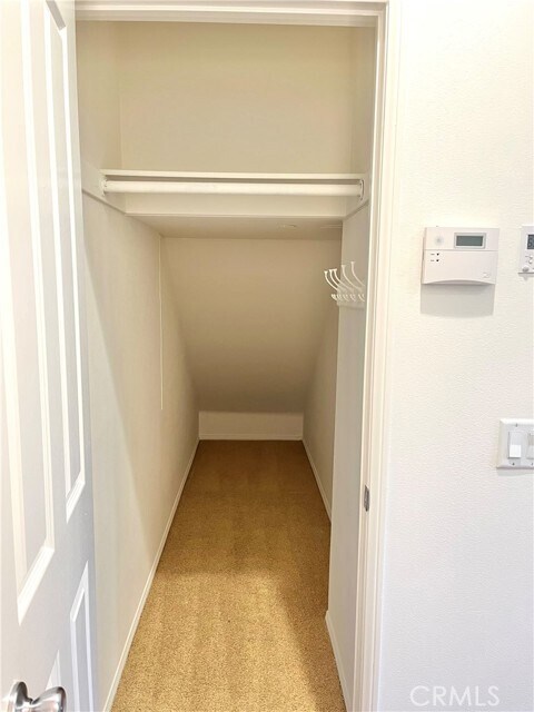 Building Photo - 22 Herringbone