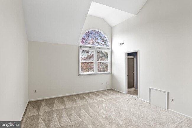 Building Photo - 1126 Chanticleer