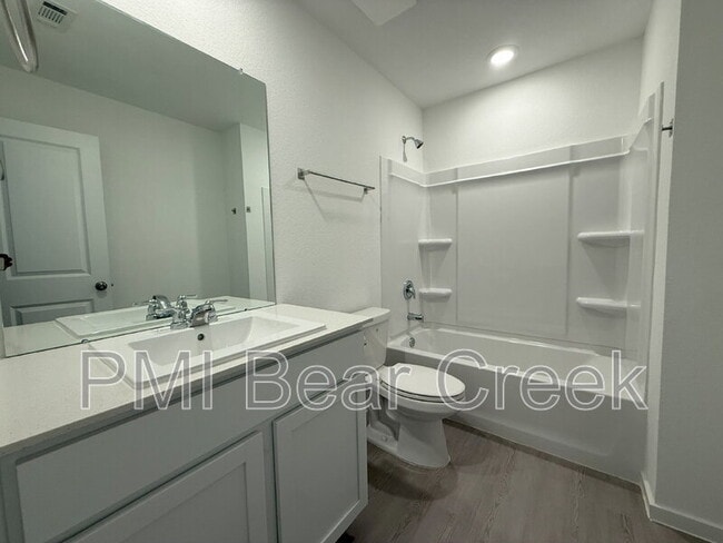 Building Photo - 10268 Prairie Dunes Ln