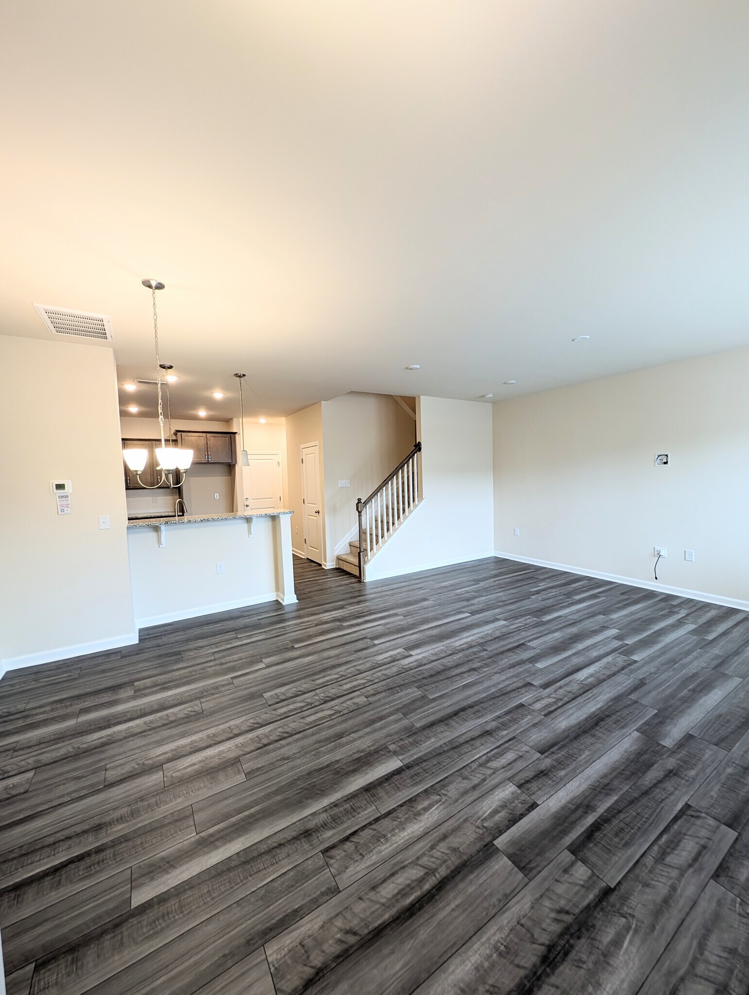 Building Photo - 5613 Edessa Ave