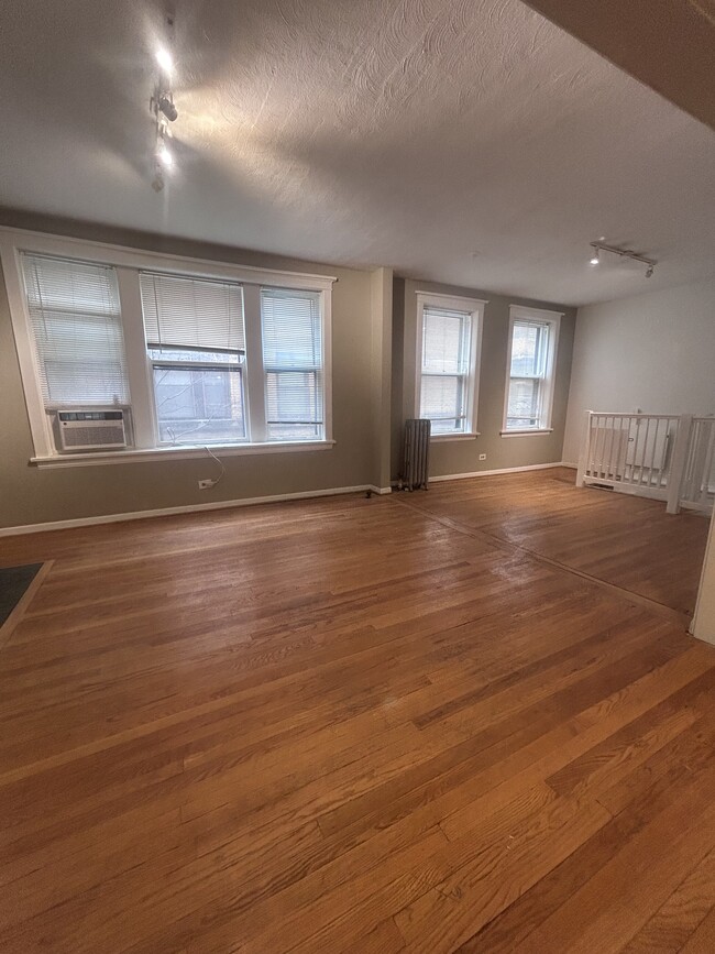 Living Room - 2743 N Hampden Ct