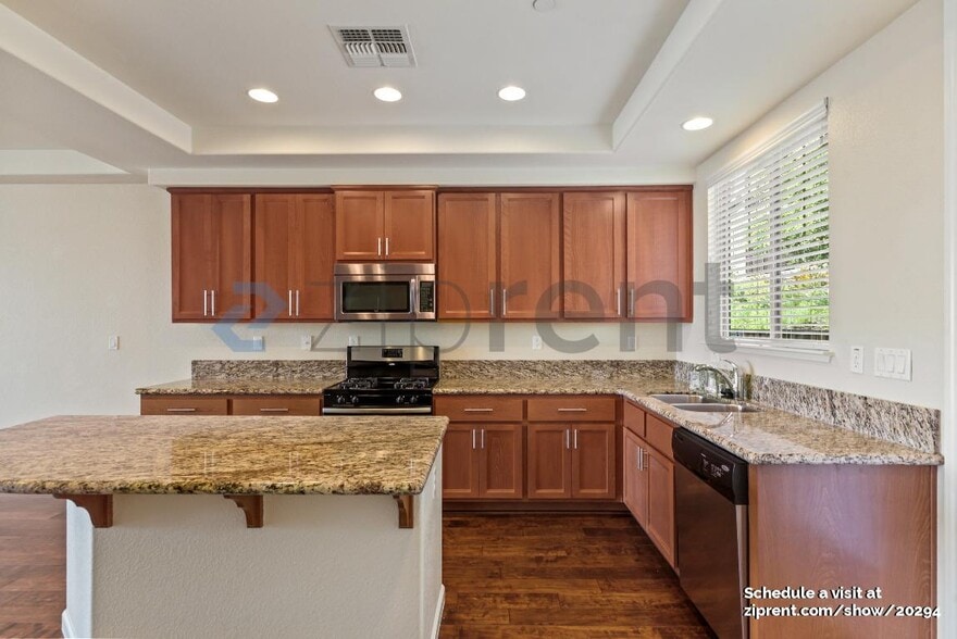 Building Photo - 6298 Rocky Point Ct