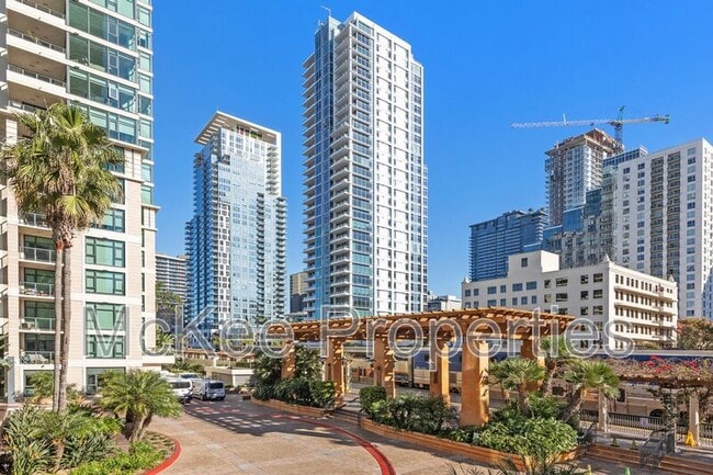 Building Photo - 1199 Pacific Hwy