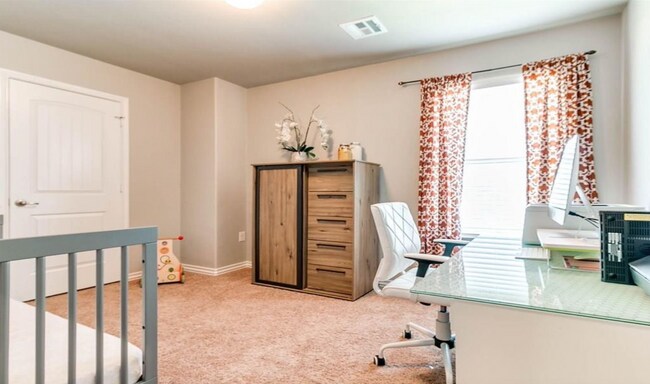 Building Photo - 14833 Gravity Falls Ln