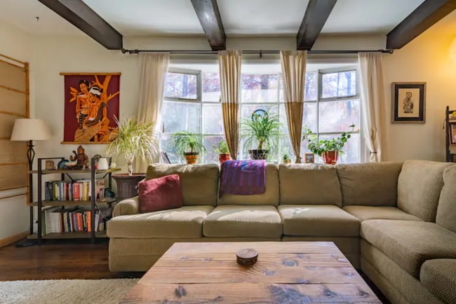 Building Photo - 22 Whitney Dr