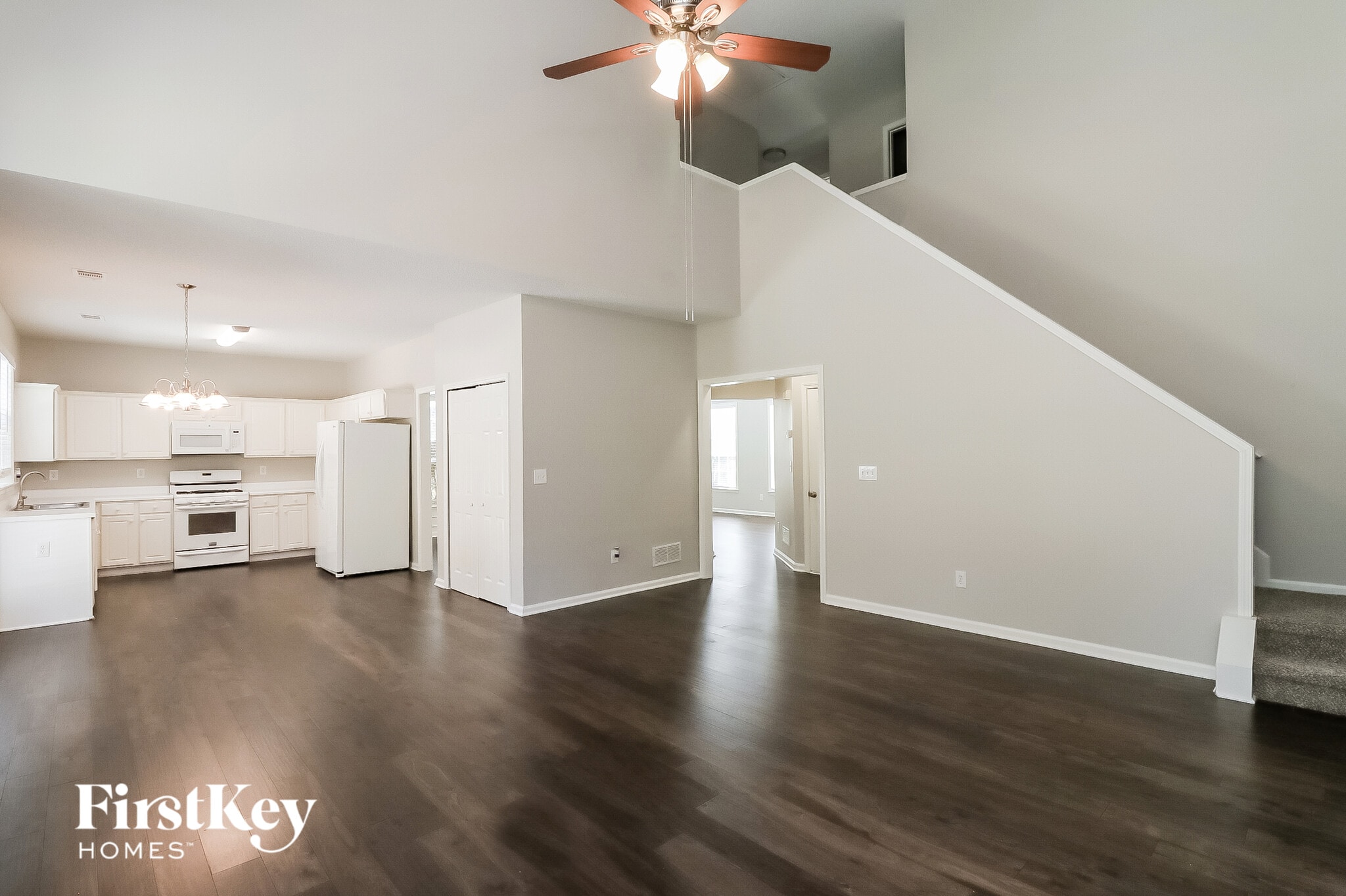 Building Photo - 753 Weybourne Ct NE