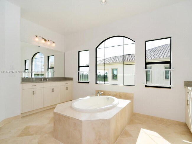 Building Photo - 10400 S Barnsley Dr
